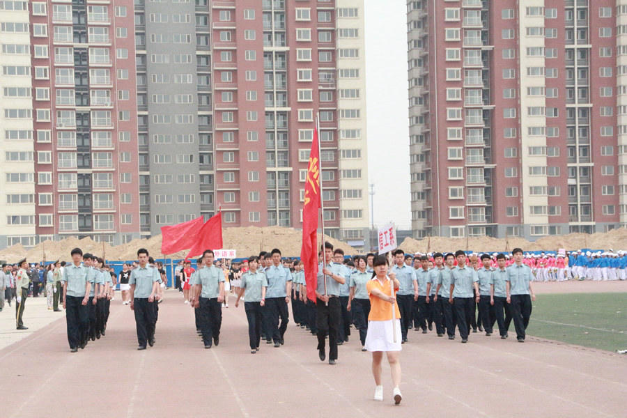 信工系在學(xué)院運(yùn)動(dòng)會(huì)開(kāi)幕式團(tuán)體操表演中取得優(yōu)異成績(jī)