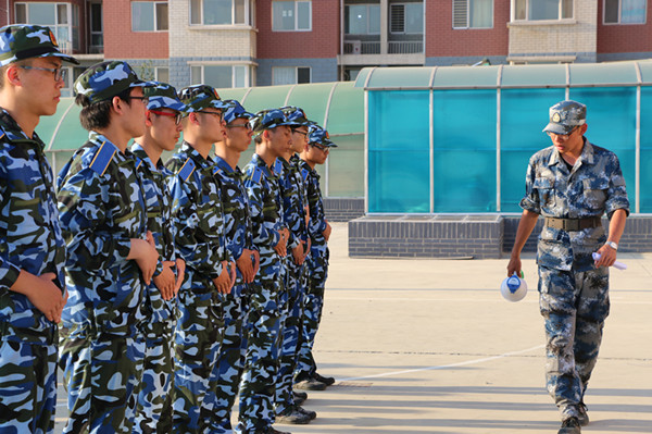 【軍訓(xùn)集錦】樹軍人形象 譜奉獻(xiàn)歌謠