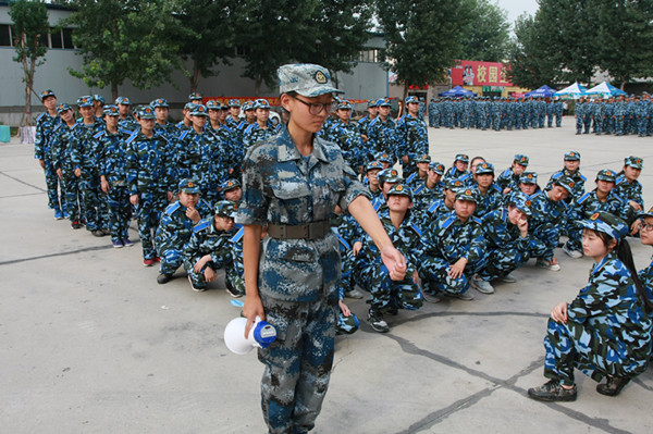 【軍訓(xùn)集錦】樹軍人形象 譜奉獻(xiàn)歌謠