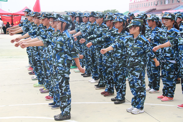 【軍訓集錦】踏出軍中莊嚴