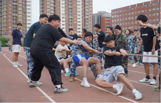 青春校園|凝聚每份力，團(tuán)結(jié)一條心——保定理工學(xué)院第十八屆拔河比賽圓滿結(jié)束