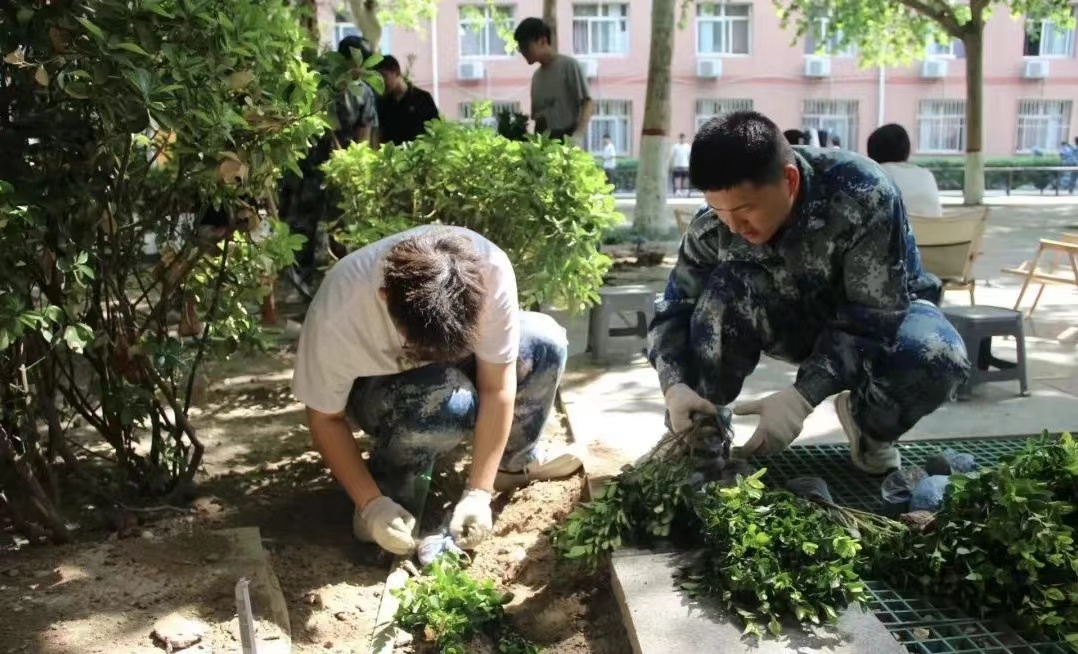 保理會(huì)計(jì)學(xué)院五月勞動(dòng)月，身體力先行