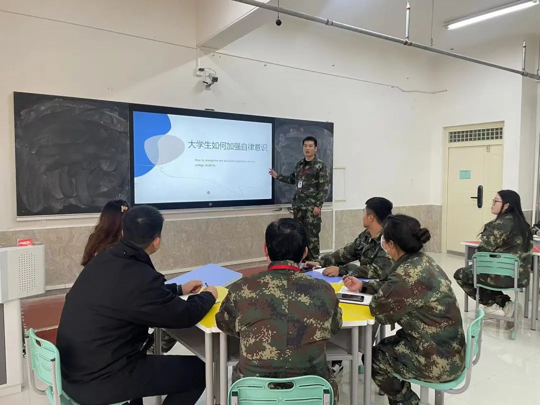 “鑄魂育人守初心，立足崗位擔使命”輔導員培訓