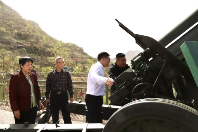 保定理工學(xué)院“行走的思政課” 走進(jìn)店房國(guó)防軍事小鎮(zhèn)