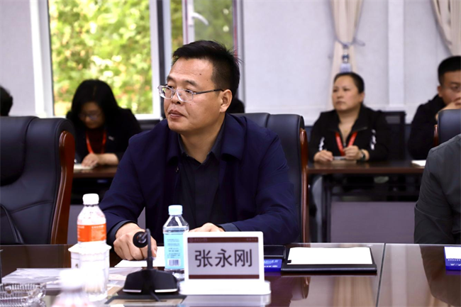 保定理工學院舉行黨委書記送任大會