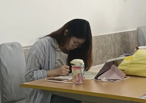 書香潤心田，閱讀啟新篇——世界讀書日