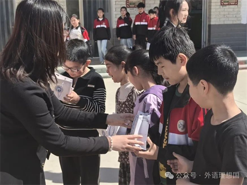 晉察冀革命精神宣講，用英語講好中國故事