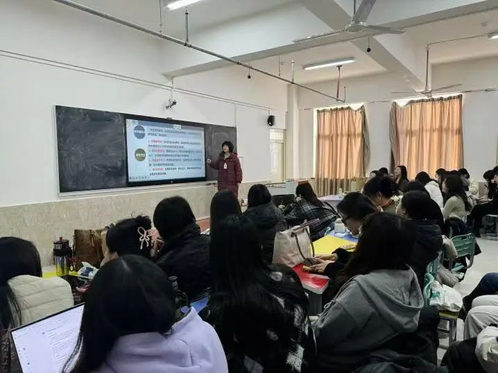 智教啟新程，匠心鑄優(yōu)課