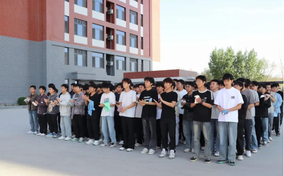筑牢校園防火墻，讓安全成為一種習(xí)慣——保定理工學(xué)院會計學(xué)院消防演練