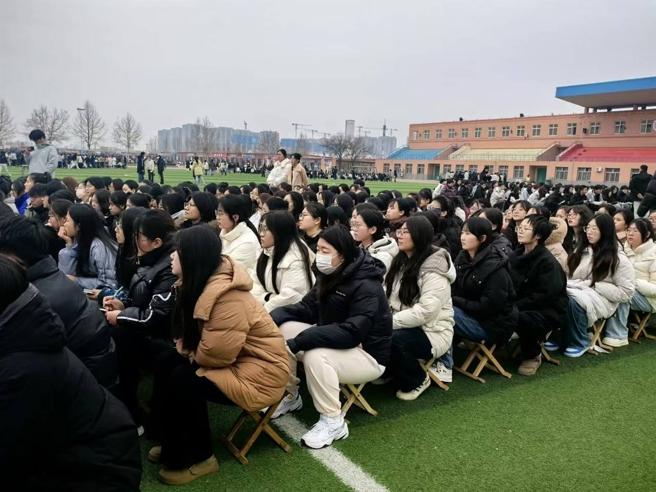 探索職業(yè)航道，校準(zhǔn)人生羅盤