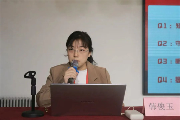 【黨建引領(lǐng)，育人鑄魂】鑄魂育人守初心 思政賦能啟新程——經(jīng)濟學(xué)院2024級班干部專題培訓(xùn)順利開展