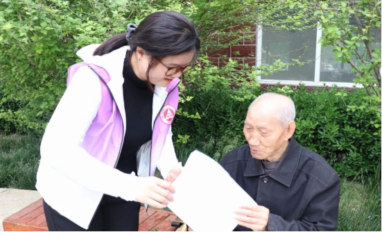 守護(hù)頭頂安全?，共建平安社區(qū)
