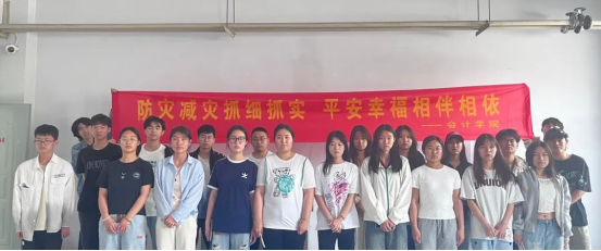 筑牢安全防線，共筑平安校園