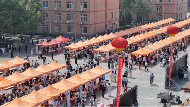 職引未來，筑夢啟航——保定理工學(xué)院成功舉辦2025屆春季線下雙選會