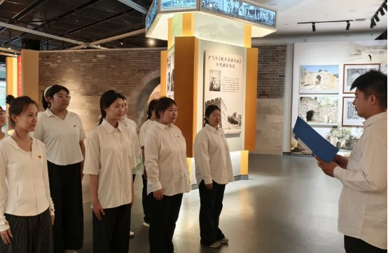 探秘千年文脈，共赴文化之約———會計學(xué)院師生赴保定市博物館開展沉浸式研學(xué)
