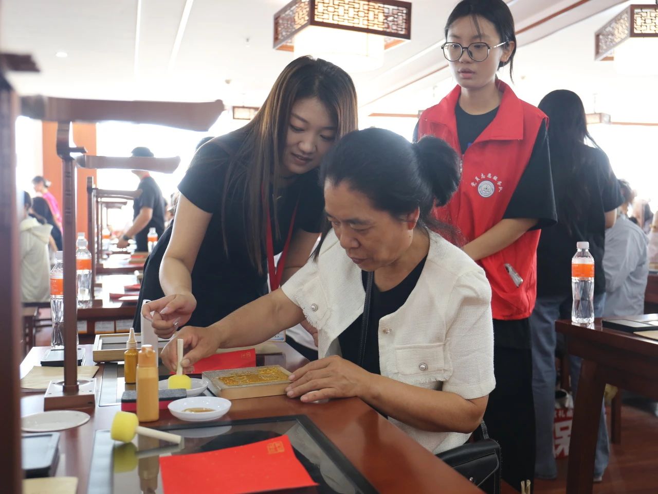 保定理工學(xué)院‖教育學(xué)院‖遇見未來，共育花開—2025屆教育學(xué)院家長(zhǎng)接待日?qǐng)A滿完成