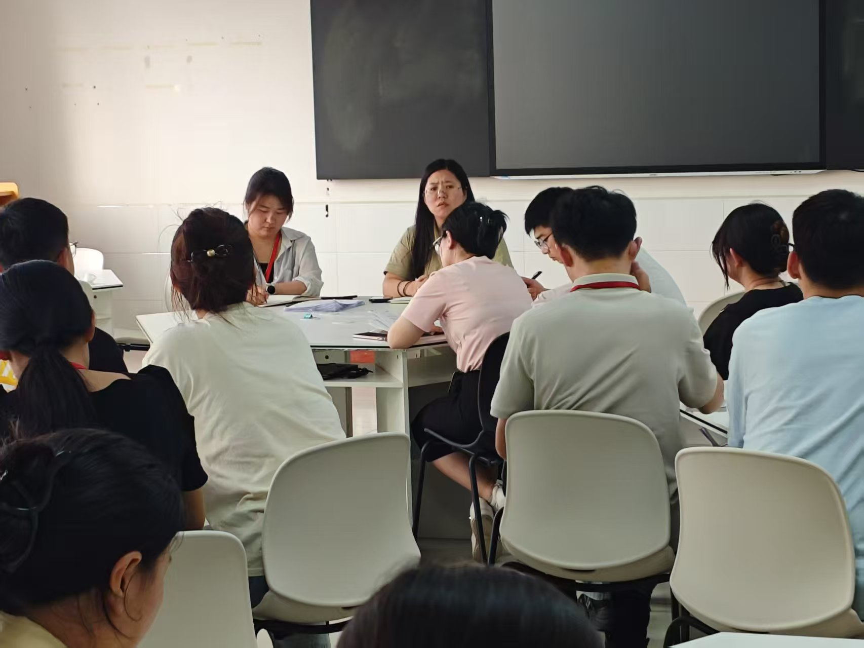 保定理工學院||教育學院||探研賦能，育心鑄才——輔導員培訓會
