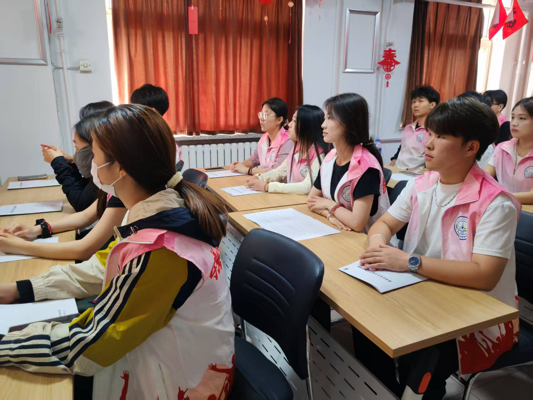 保定理工學(xué)院‖教育學(xué)院‖青春志愿映初心，紅色薪火共傳承