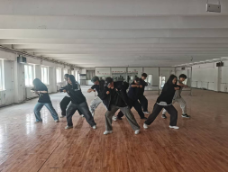 以舞為劍，破風(fēng)斬浪：保定理工學(xué)院勇創(chuàng)省啦啦操錦標(biāo)賽佳績(jī)