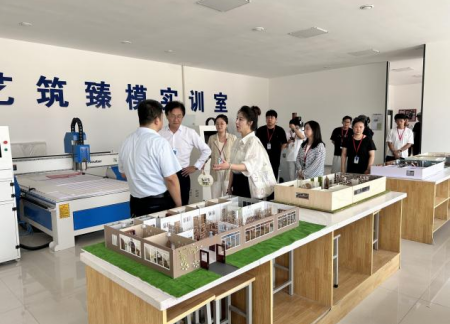 迎評共建強內(nèi)涵 吸取經(jīng)驗促發(fā)展 ——兩校藝術(shù)學(xué)院交流會成功舉辦